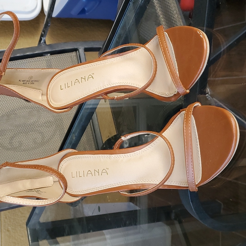 Woman sandals